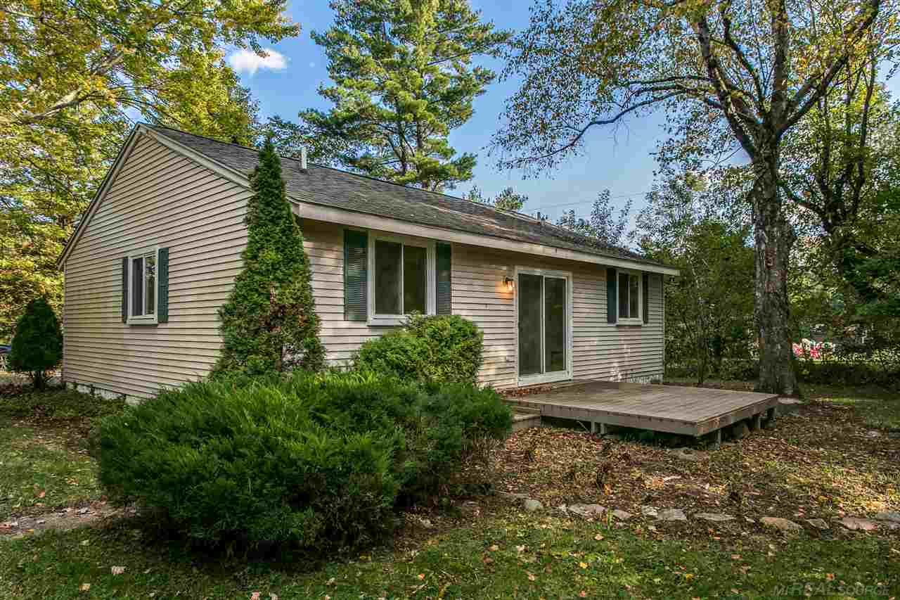 2553 Lakeshore Road Applegate, MI 48401 - Photo 36 of 39
