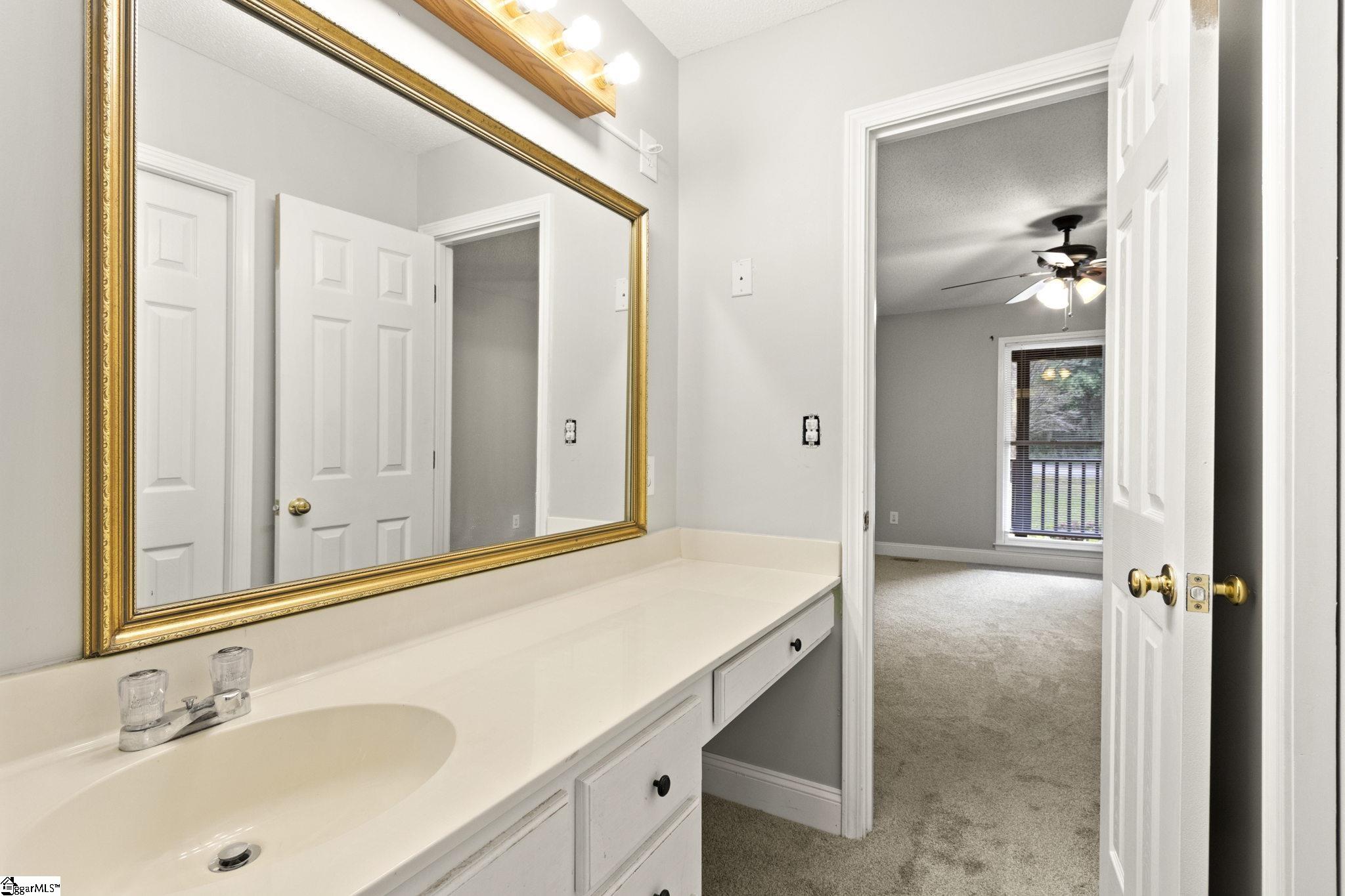 405 New Perry Road Greenville, SC 29617 - Photo 15 of 24 Gallery Image 15