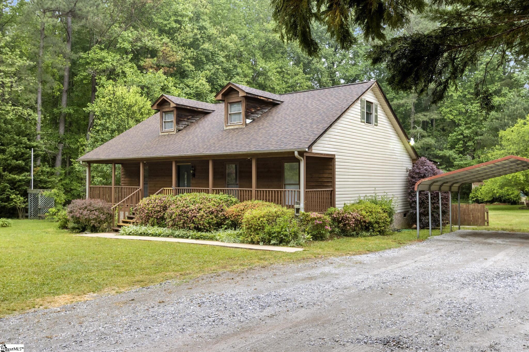 405 New Perry Road Greenville, SC 29617 - Photo 3 of 24 Gallery Image 3