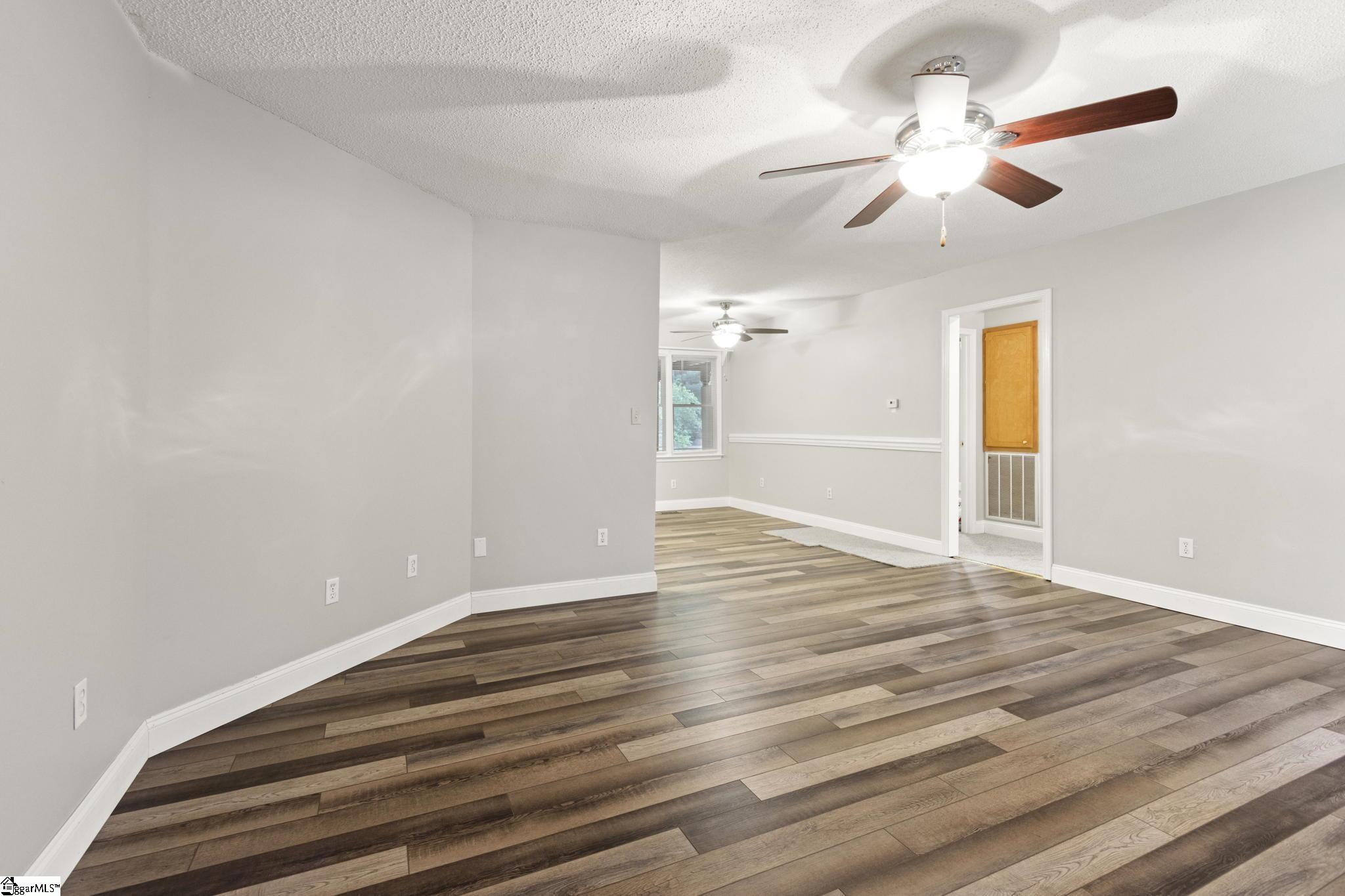 405 New Perry Road Greenville, SC 29617 - Photo 6 of 24 Gallery Image 6