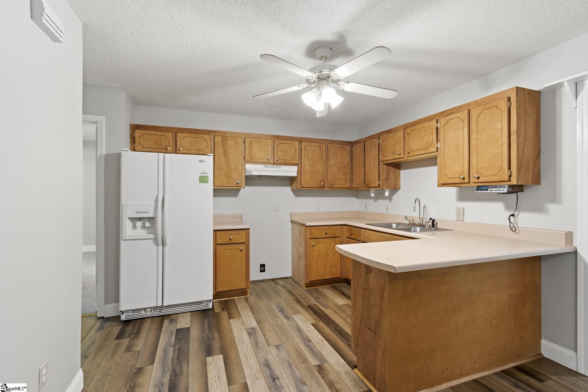 405 New Perry Road Greenville, SC 29617 - Photo 10 of 24 Gallery Image 10