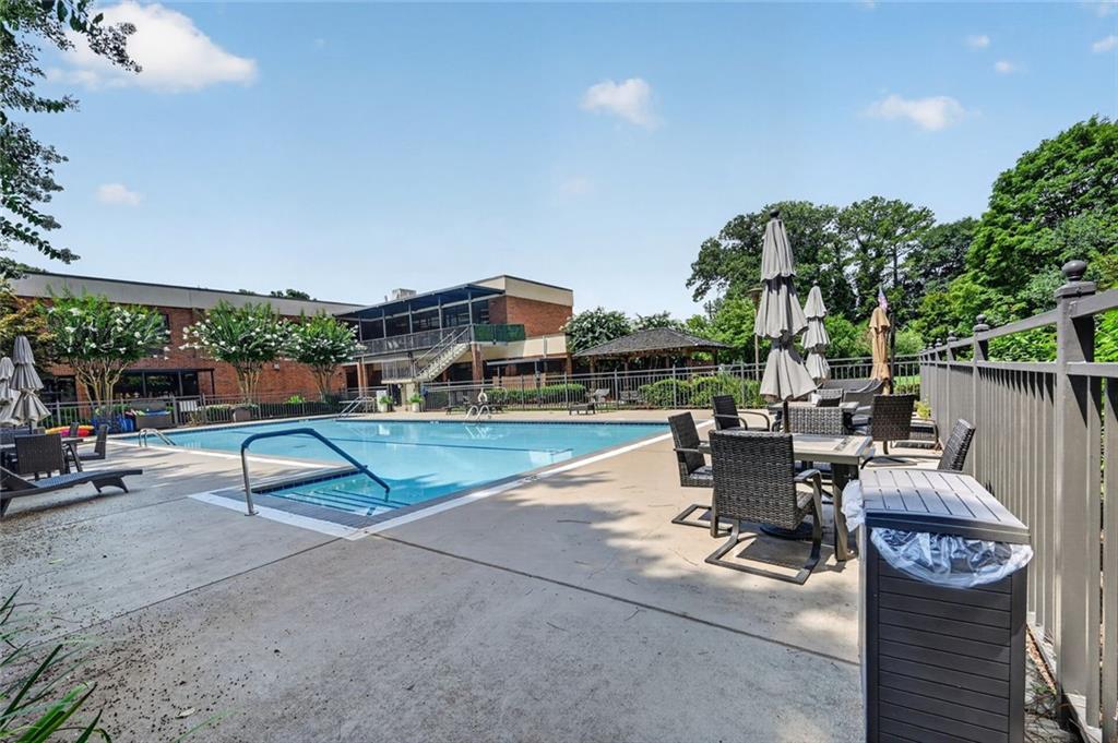 300 Johnson Ferry Road, Unit B603 Sandy Springs, GA 30328 - Photo 24 of 30 Gallery Image 24