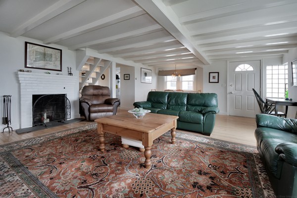 53 Post Island Road Quincy, MA 02169 - Photo 8 of 20 Gallery Image 8