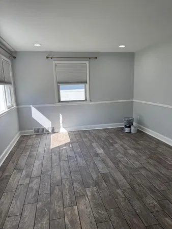 $2,400 | 131 1st Avenue, Broomall, PA 19008