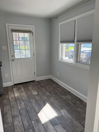 $2,400 | 131 1st Avenue, Broomall, PA 19008