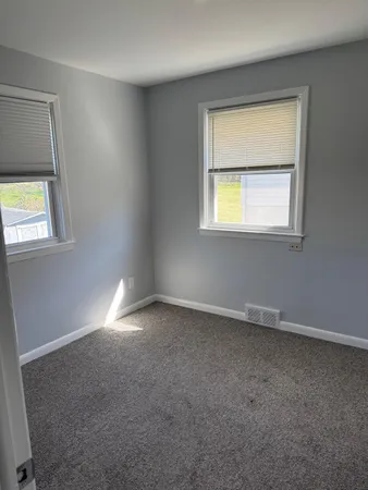 $2,400 | 131 1st Avenue, Broomall, PA 19008