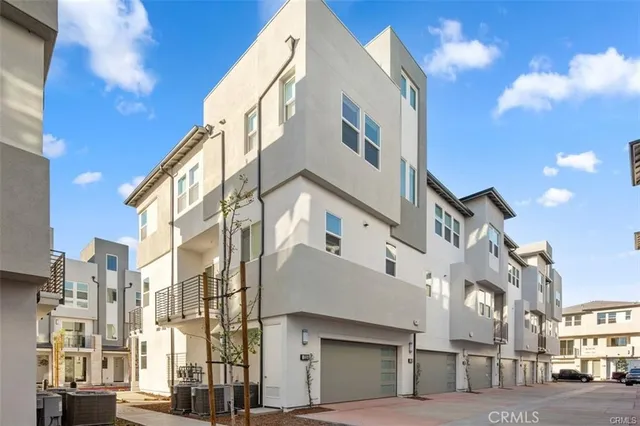 $4,500 | 1722 West Bushell Street, Anaheim, CA 92805