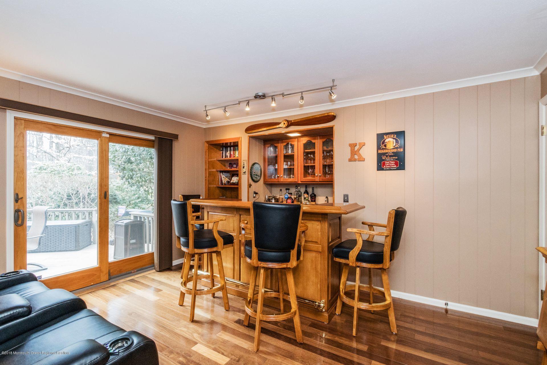 1 Howland Road Middletown, NJ 07748 - Photo 17 of 45 Custom built wet bar!