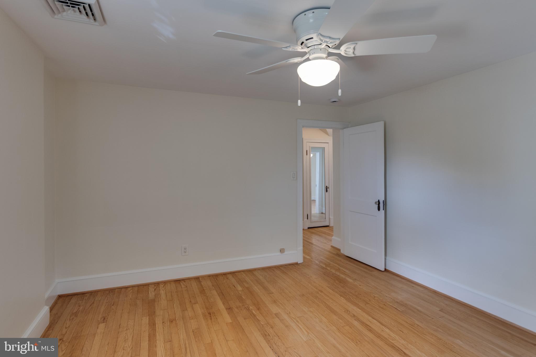 2508 Davis Avenue Alexandria, VA 22302 - Photo 11 of 23