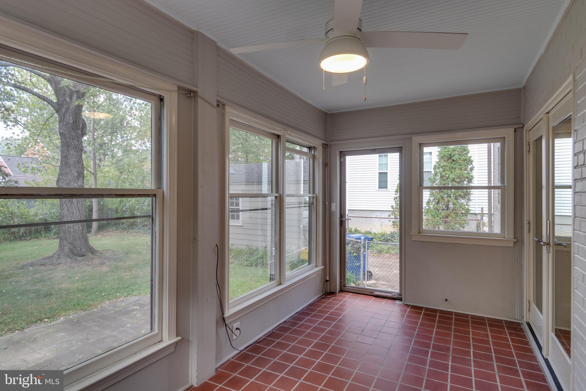 2508 Davis Avenue Alexandria, VA 22302 - Photo 9 of 23