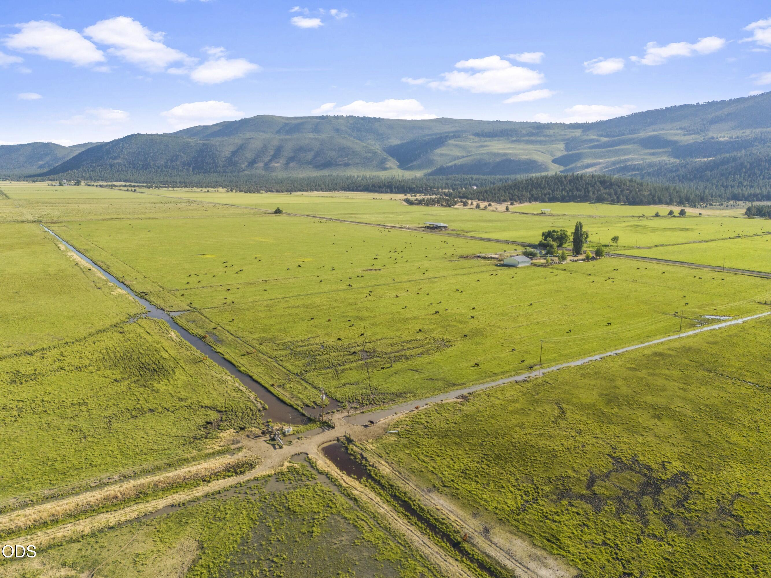15655 West Langell Valley Road Bonanza, OR 97623 - Photo 18 of 53