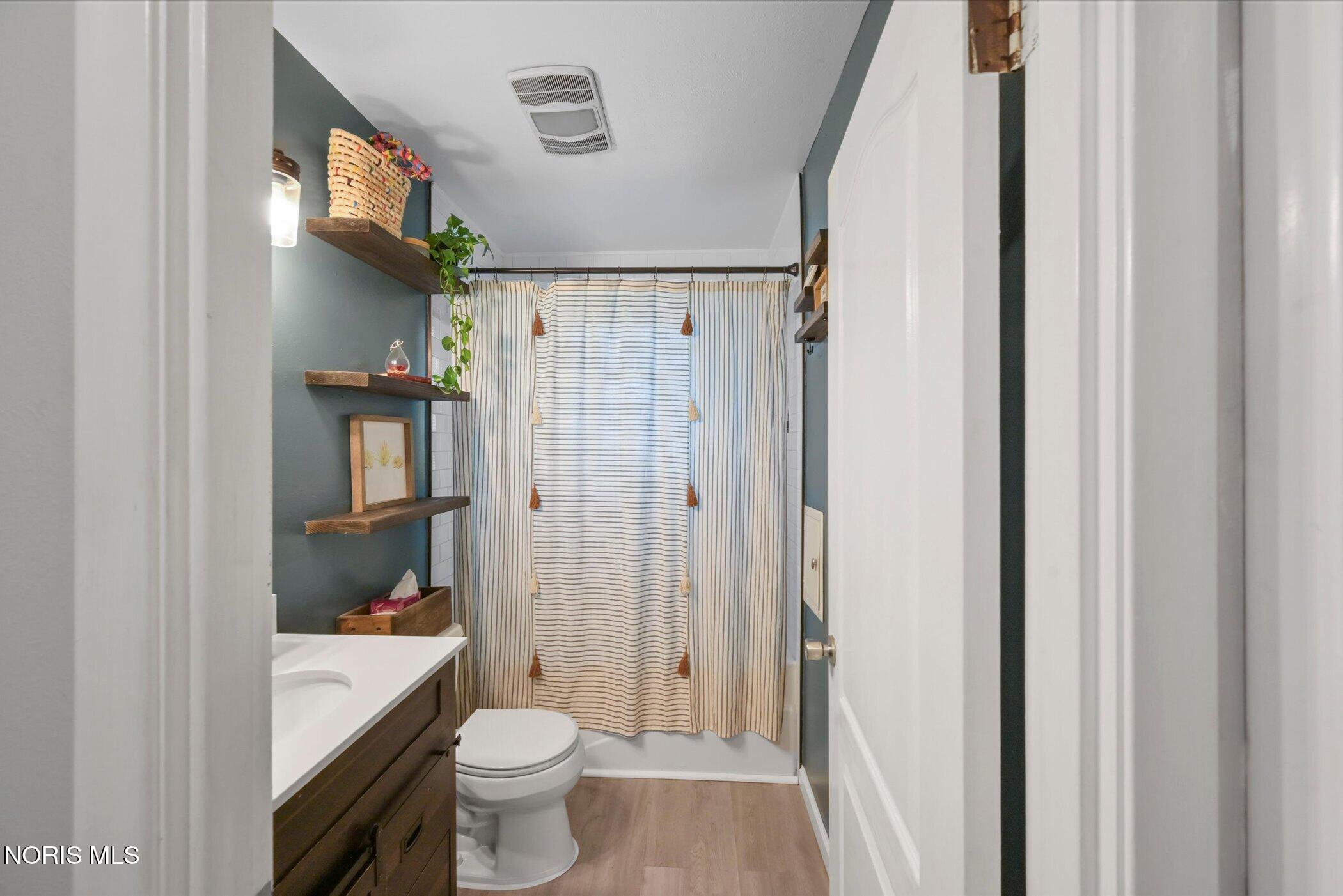 6638 Charlesgate Road Sylvania, OH 43560 - Photo 12 of 27 Gallery Image 12