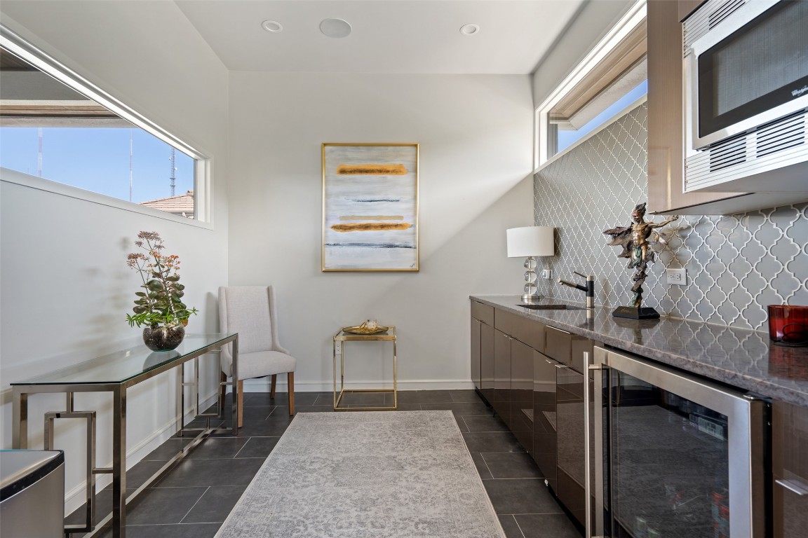 2551 Waymaker Way Austin, TX 78746 - Photo 18 of 34