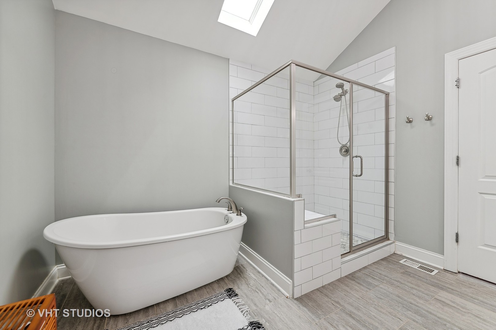 3409 North Ridgeway Avenue Chicago, IL 60618 - Photo 22 of 37 a bathroom with a white toilet and a shower