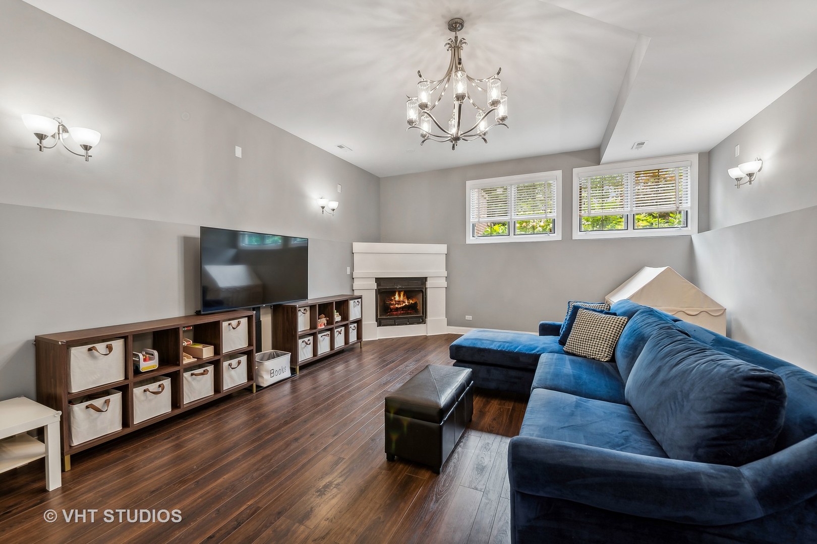 3409 North Ridgeway Avenue Chicago, IL 60618 - Photo 26 of 37 a living room with furniture and a flat screen tv