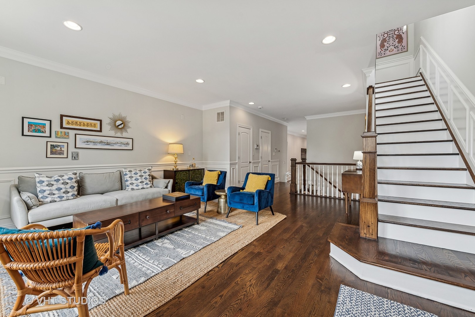 3409 North Ridgeway Avenue Chicago, IL 60618 - Photo 8 of 37 a living room with furniture and wooden floor