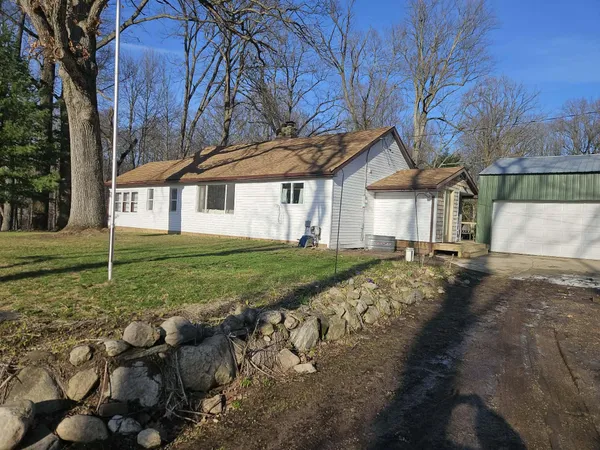 $399,900 | 8724 14th Street North, Kalamazoo, MI 49009