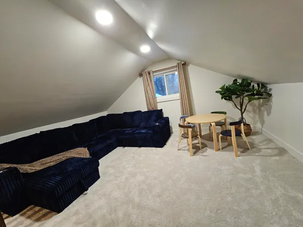$399,900 | 8724 14th Street North, Kalamazoo, MI 49009