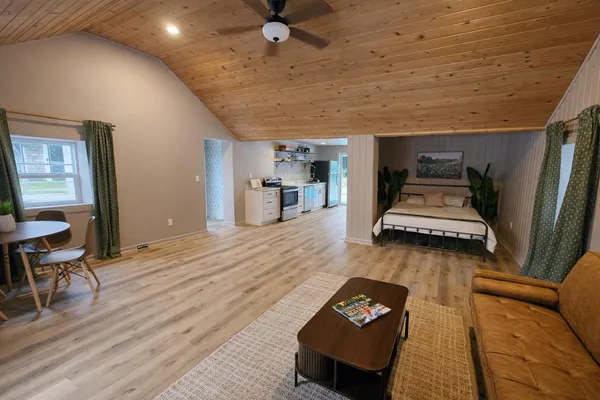 $399,900 | 8724 14th Street North, Kalamazoo, MI 49009