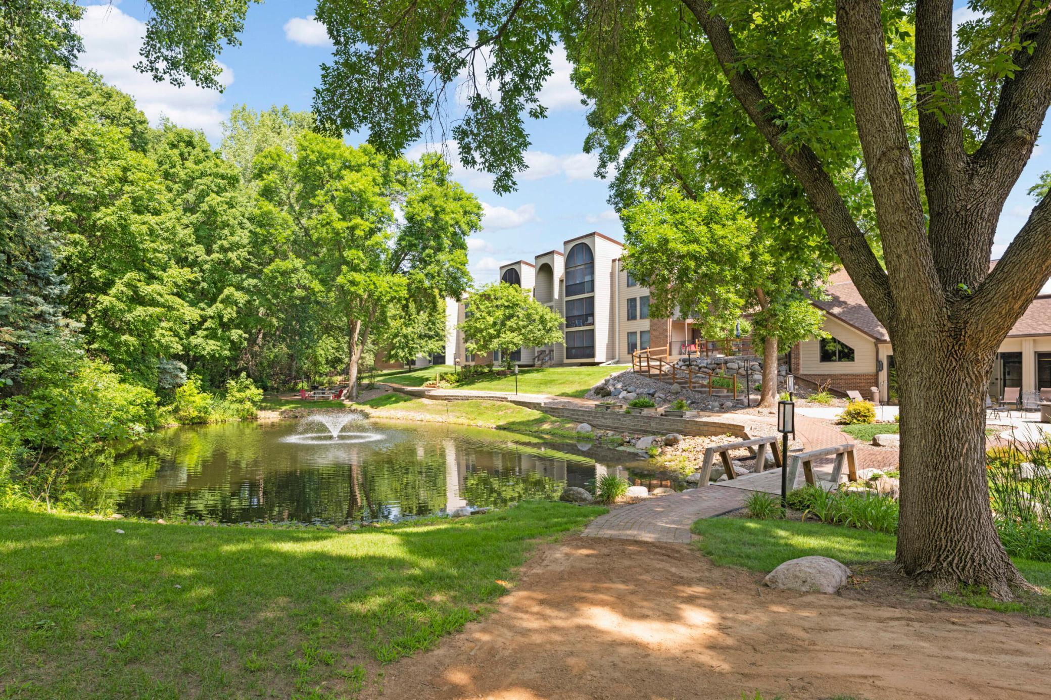 9500 Collegeview Road, Unit 302 Bloomington, MN 55437 - Photo 27 of 31 Gallery Image 27