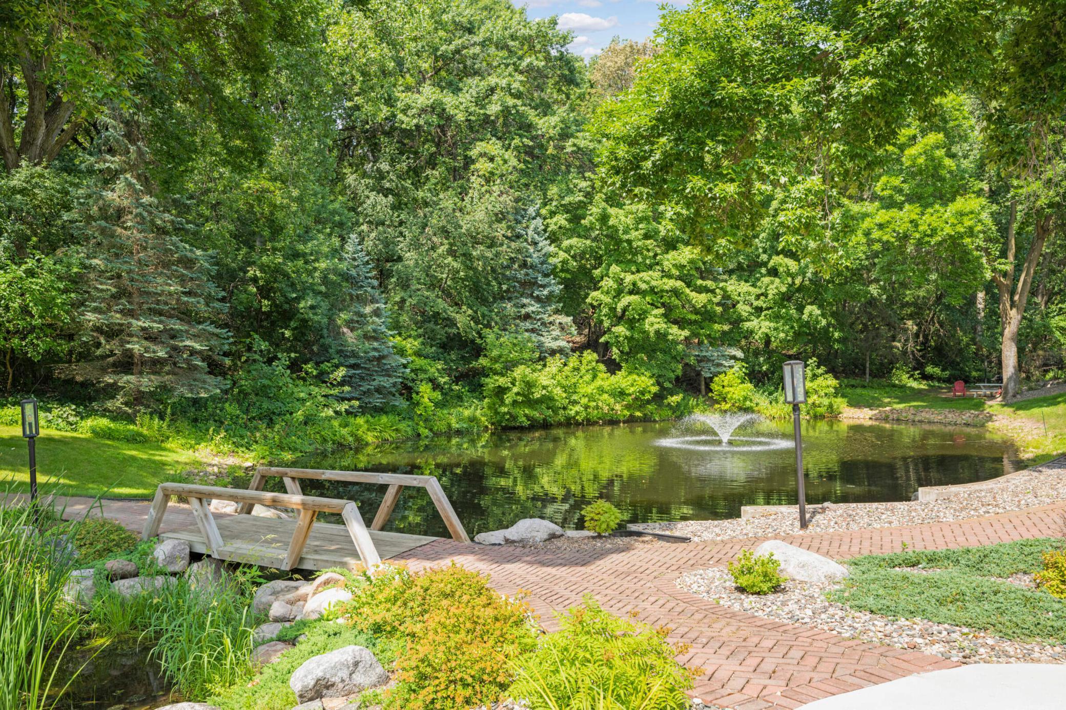 9500 Collegeview Road, Unit 302 Bloomington, MN 55437 - Photo 28 of 31 Gallery Image 28