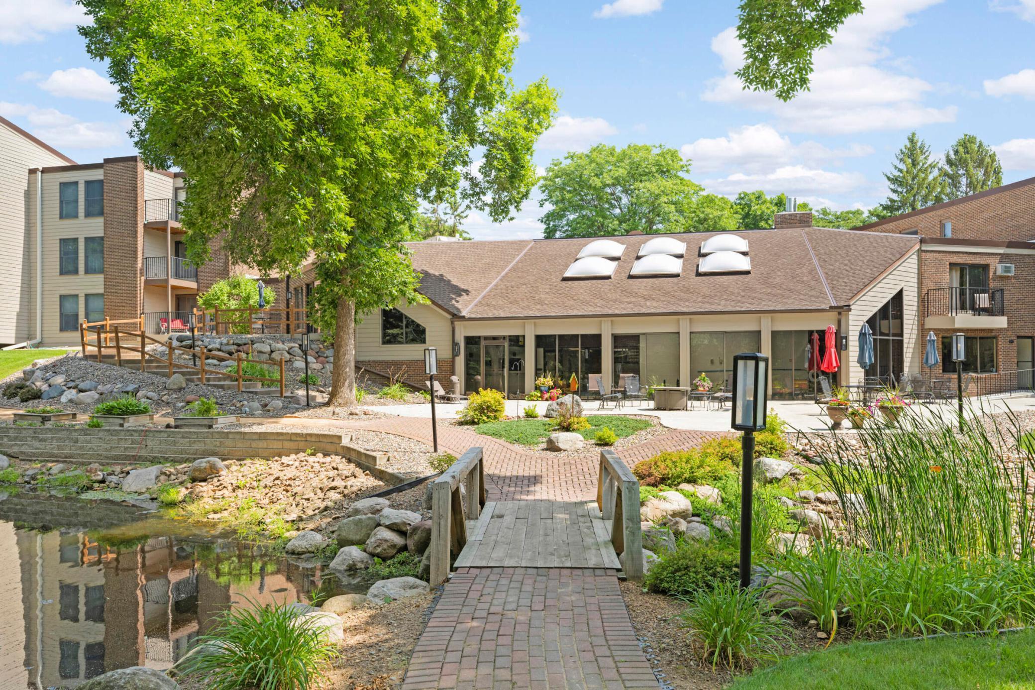 9500 Collegeview Road, Unit 302 Bloomington, MN 55437 - Photo 30 of 31 Gallery Image 30