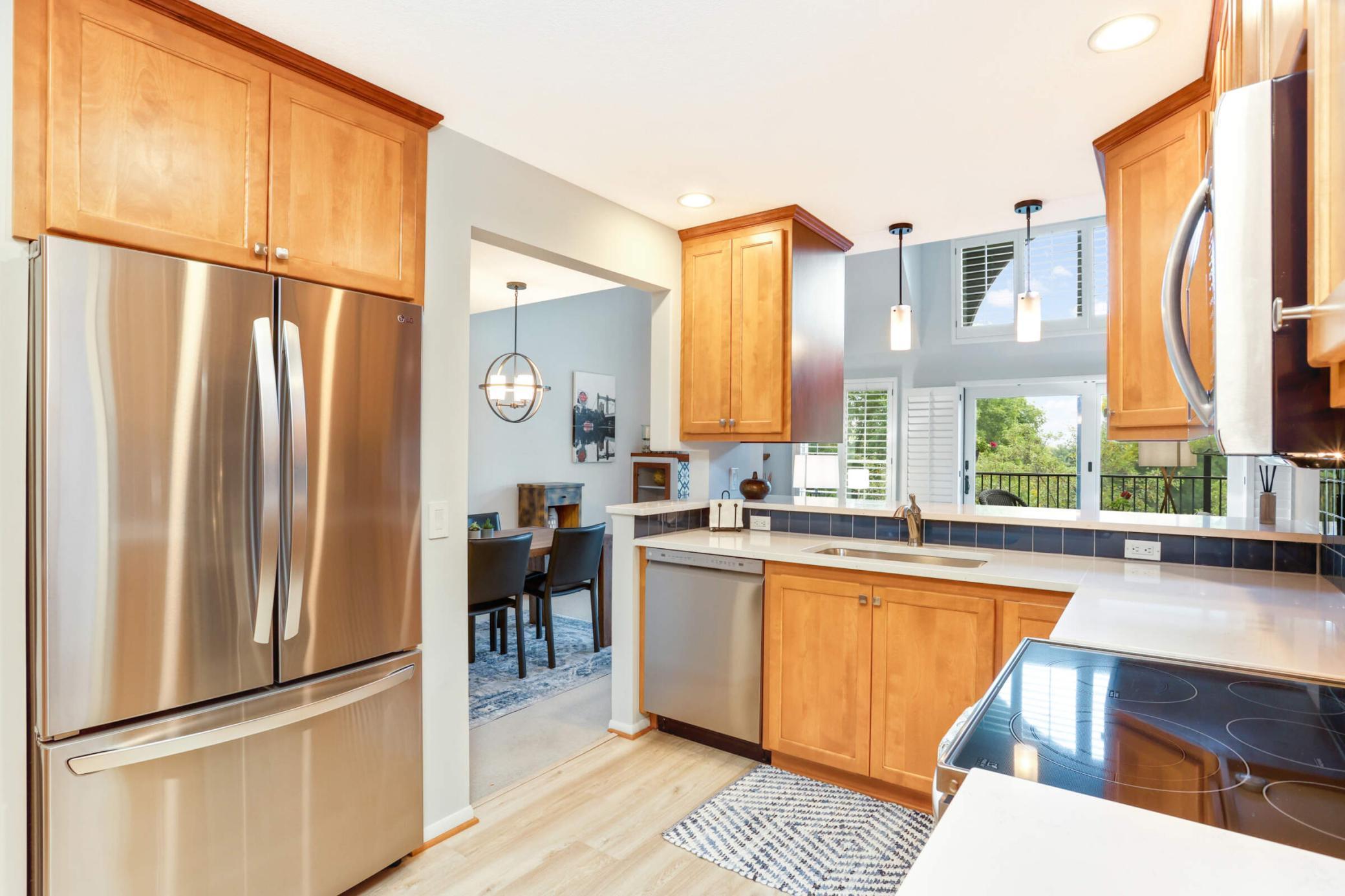 9500 Collegeview Road, Unit 302 Bloomington, MN 55437 - Photo 8 of 31 Gallery Image 8
