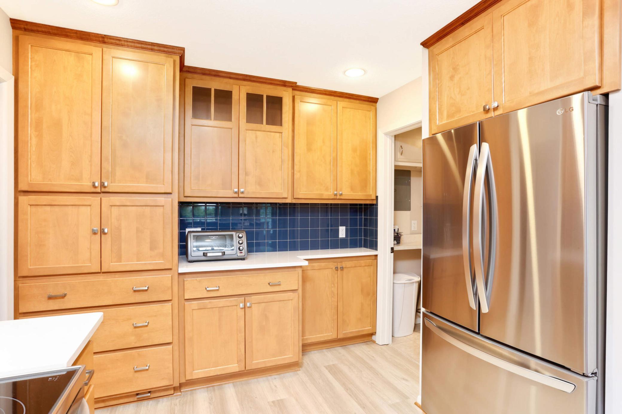 9500 Collegeview Road, Unit 302 Bloomington, MN 55437 - Photo 10 of 31 Gallery Image 10
