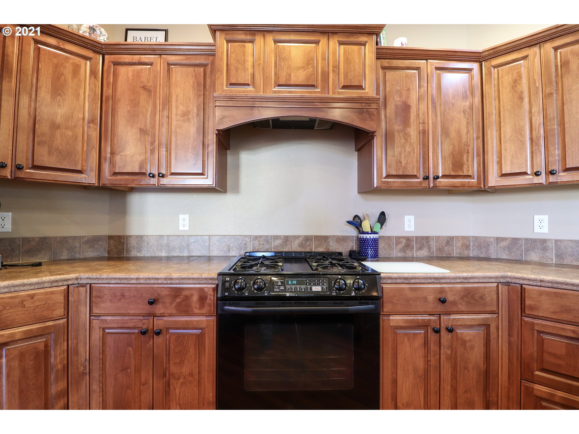 2641 Northwest Brockway Road Winston, OR 97496 - Photo 13 of 32 Gallery Image 13