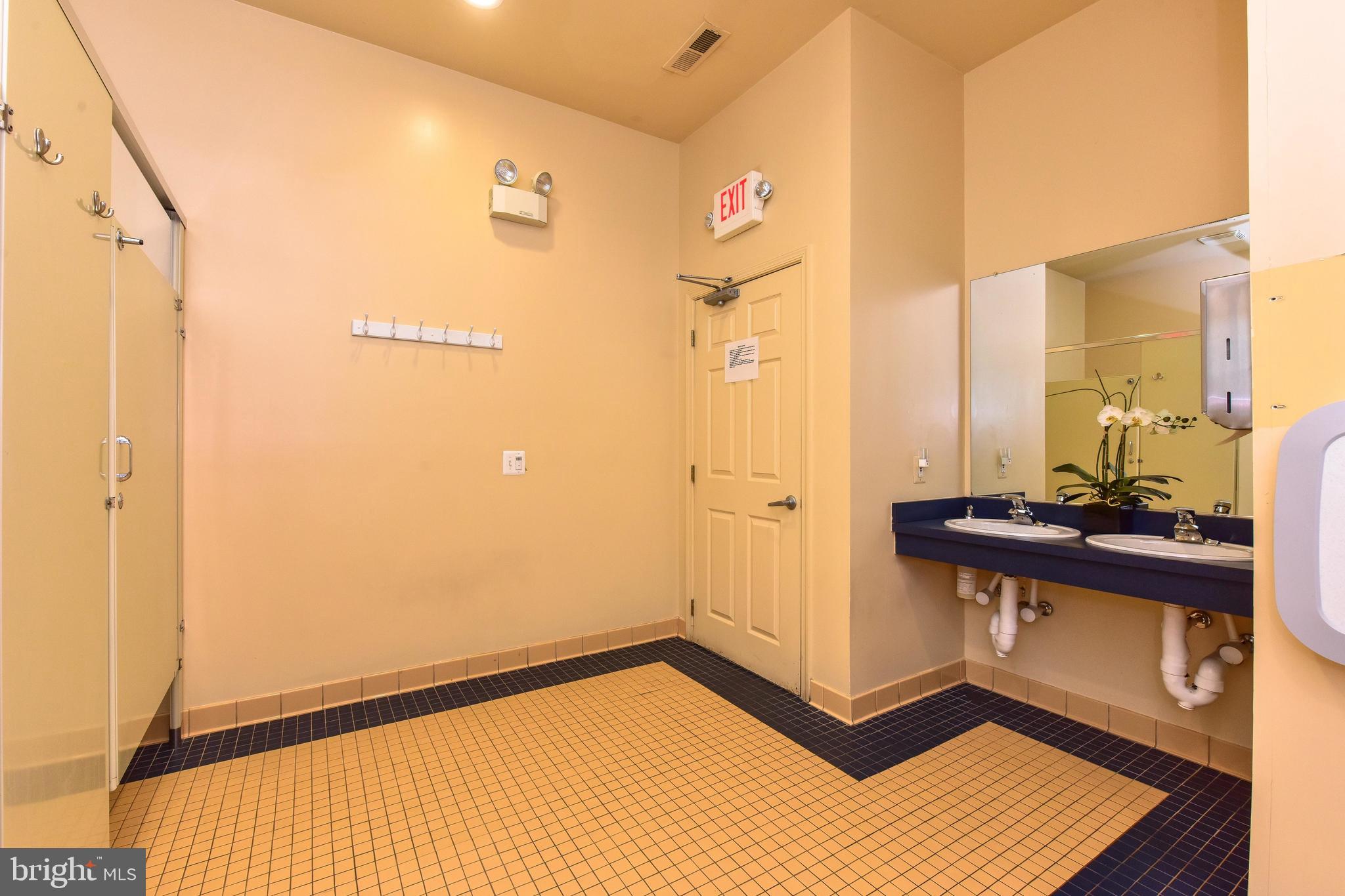 1422 Roundhouse Lane, Unit 1422 Alexandria, VA 22314 - Photo 43 of 73 Entrance to women's bath room with lockers