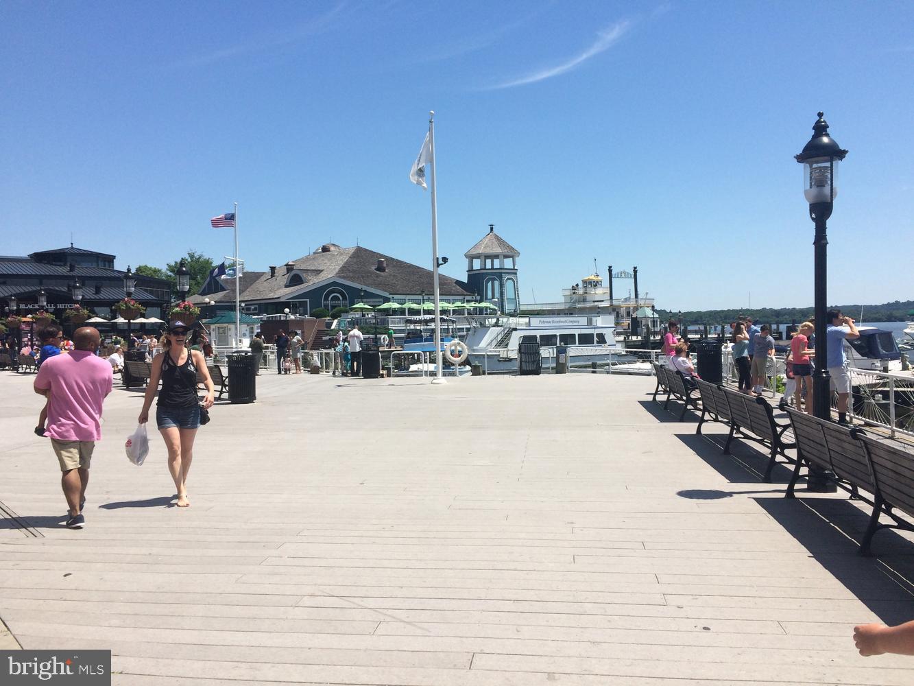 1422 Roundhouse Lane, Unit 1422 Alexandria, VA 22314 - Photo 68 of 73