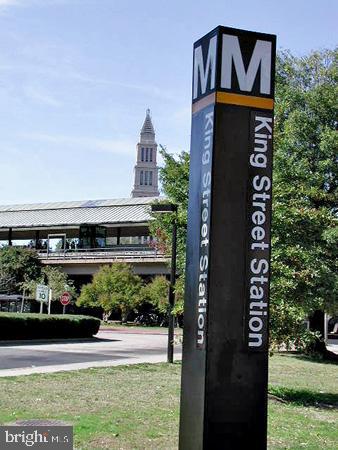 1422 Roundhouse Lane, Unit 1422 Alexandria, VA 22314 - Photo 71 of 73 King Street METRO