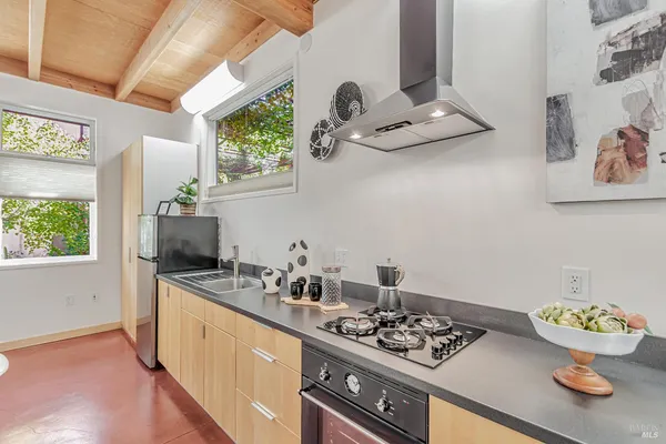 $795,000 | 455 Florence Avenue, Sebastopol, CA 95472