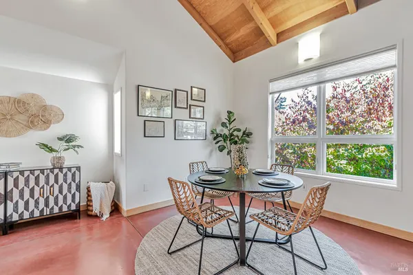 $795,000 | 455 Florence Avenue, Sebastopol, CA 95472