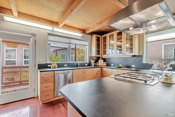 $795,000 | 455 Florence Avenue, Sebastopol, CA 95472