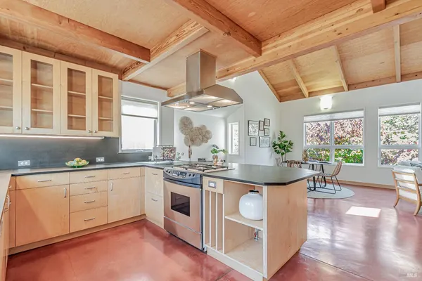 $795,000 | 455 Florence Avenue, Sebastopol, CA 95472