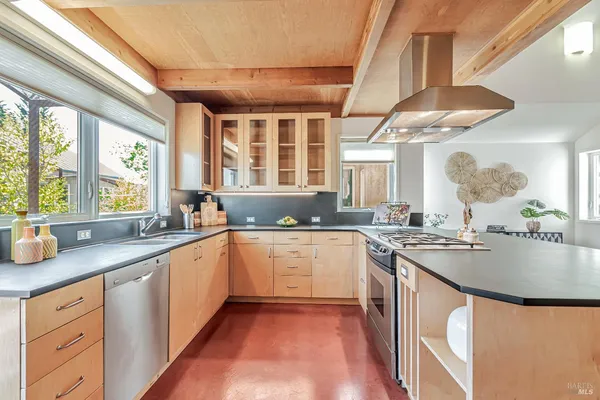 $795,000 | 455 Florence Avenue, Sebastopol, CA 95472