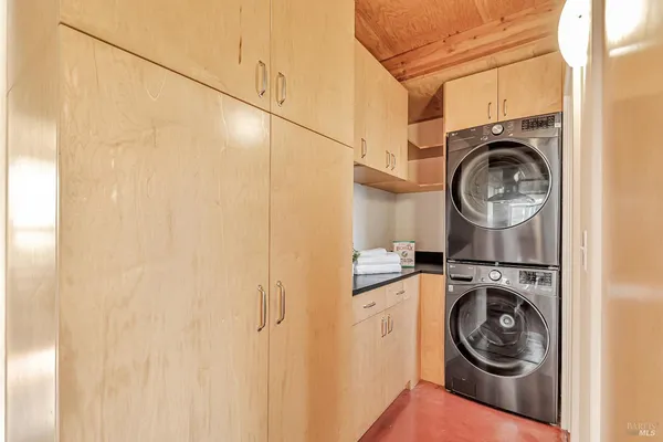 $795,000 | 455 Florence Avenue, Sebastopol, CA 95472