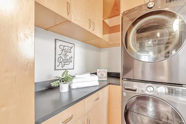 $795,000 | 455 Florence Avenue, Sebastopol, CA 95472