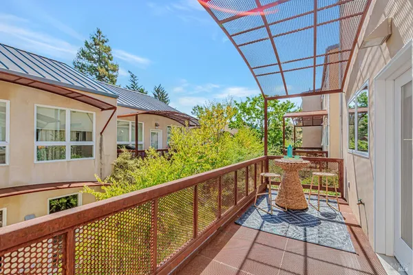 $795,000 | 455 Florence Avenue, Sebastopol, CA 95472