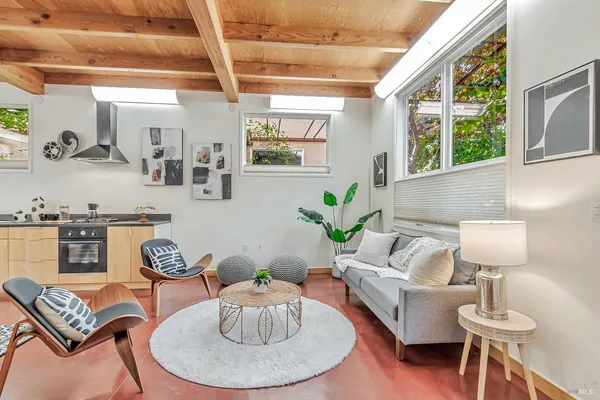 $795,000 | 455 Florence Avenue, Sebastopol, CA 95472