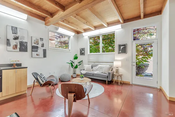 $795,000 | 455 Florence Avenue, Sebastopol, CA 95472