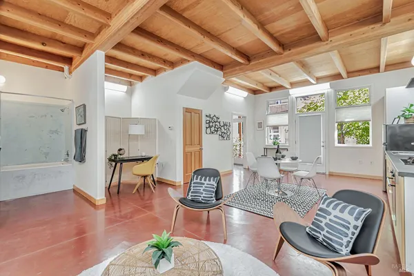 $795,000 | 455 Florence Avenue, Sebastopol, CA 95472