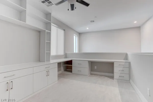 $2,400 | 646 Infinity Rdg Street, Las Vegas, NV 89138