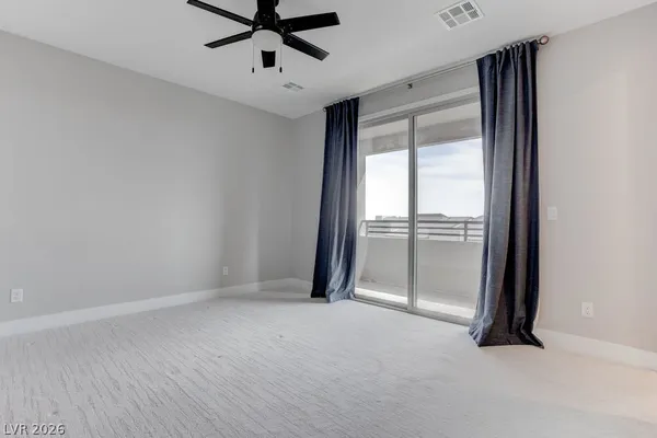 $2,400 | 646 Infinity Rdg Street, Las Vegas, NV 89138