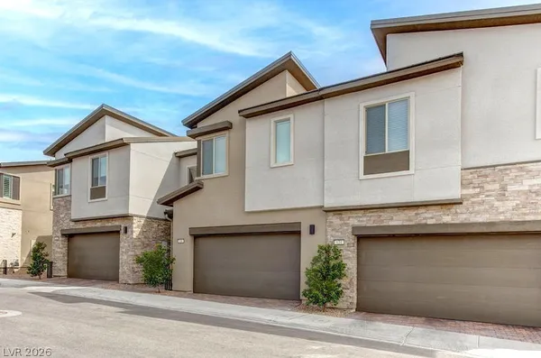 $2,400 | 646 Infinity Rdg Street, Las Vegas, NV 89138