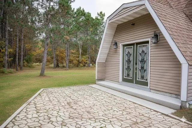 $399,900 | N10167 County Rd G, Necedah, WI 54646