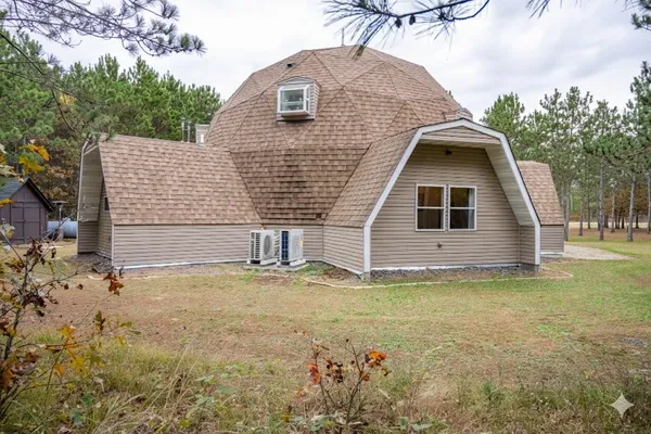 $399,900 | N10167 County Rd G, Necedah, WI 54646