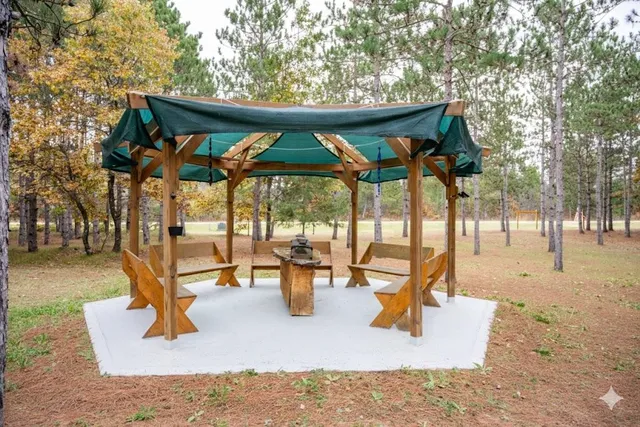 $399,900 | N10167 County Rd G, Necedah, WI 54646