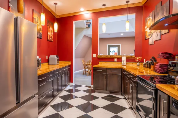 $399,900 | N10167 County Rd G, Necedah, WI 54646